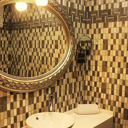 Hotel Vendome 3*