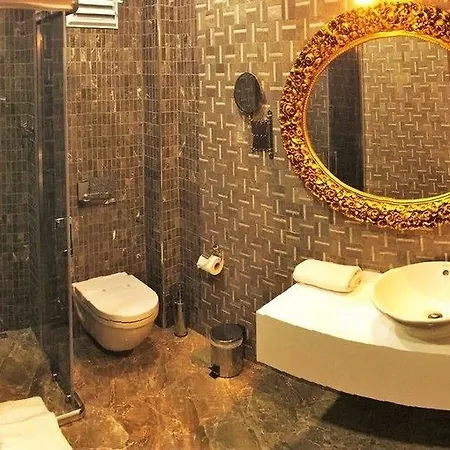 Vendome Hotel 3*