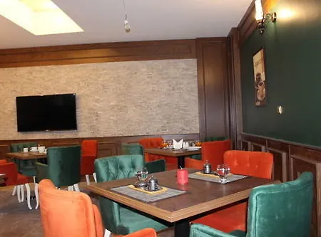 Vendome Hotel
